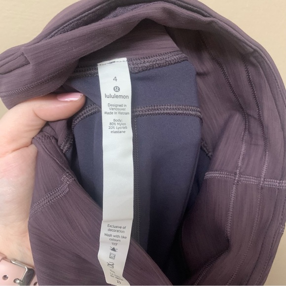 Lululemon Invigorate High-Rise Crop 23" in Heathered Black Currant Purple Size 4 - Picture 8 of 14